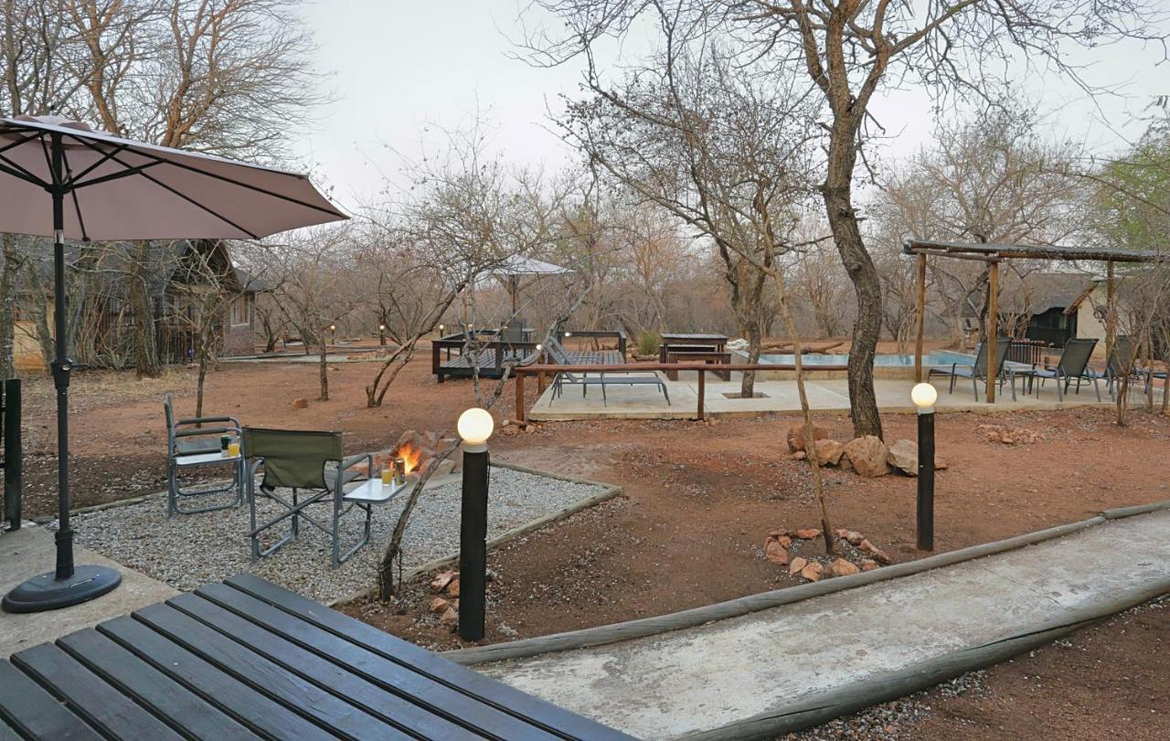 Tusk Bush Lodge Marloth Park Eksteriør billede