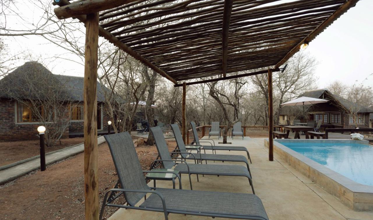 Tusk Bush Lodge Marloth Park Eksteriør billede