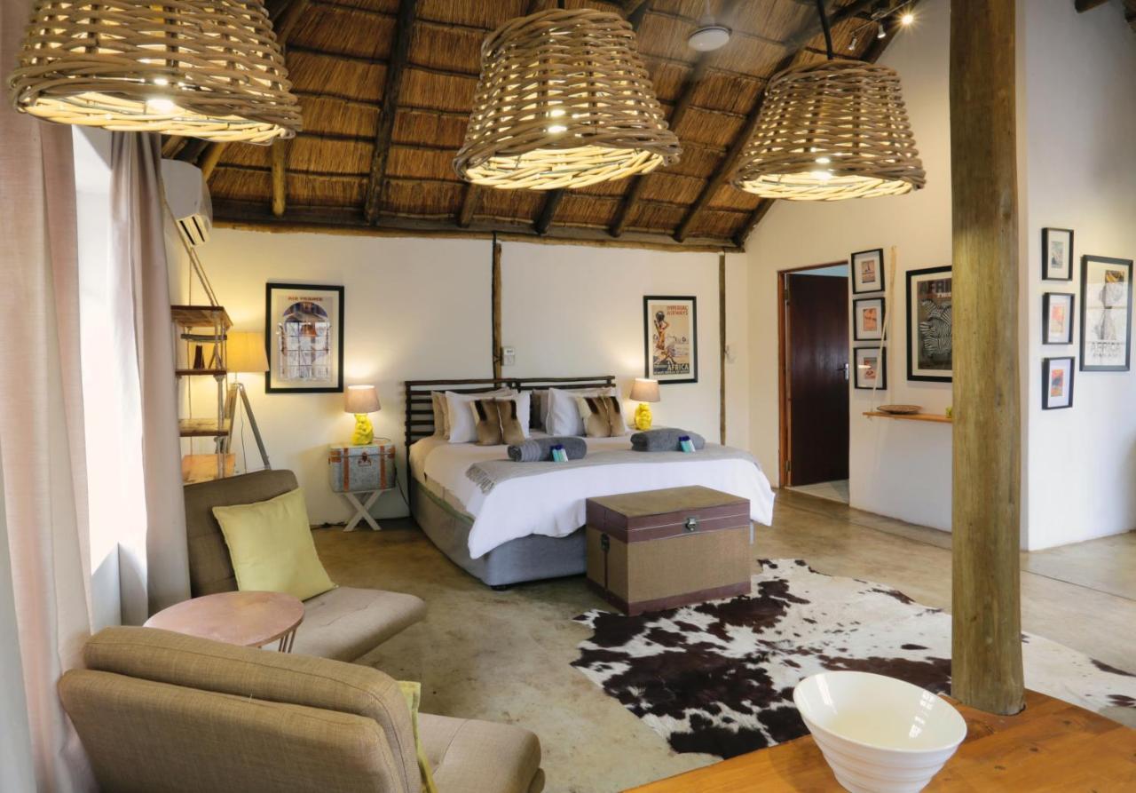 Tusk Bush Lodge Marloth Park Eksteriør billede