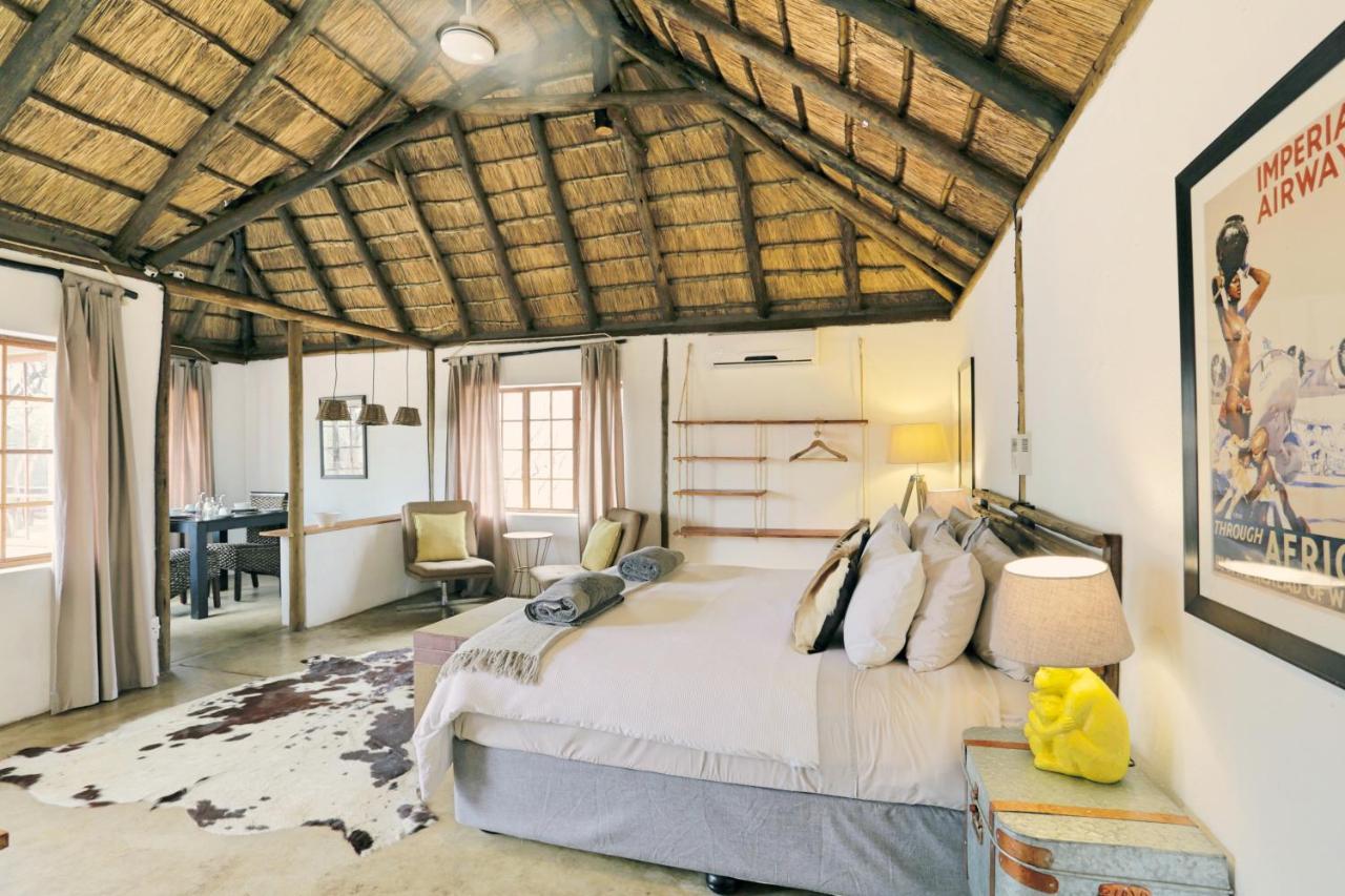 Tusk Bush Lodge Marloth Park Eksteriør billede