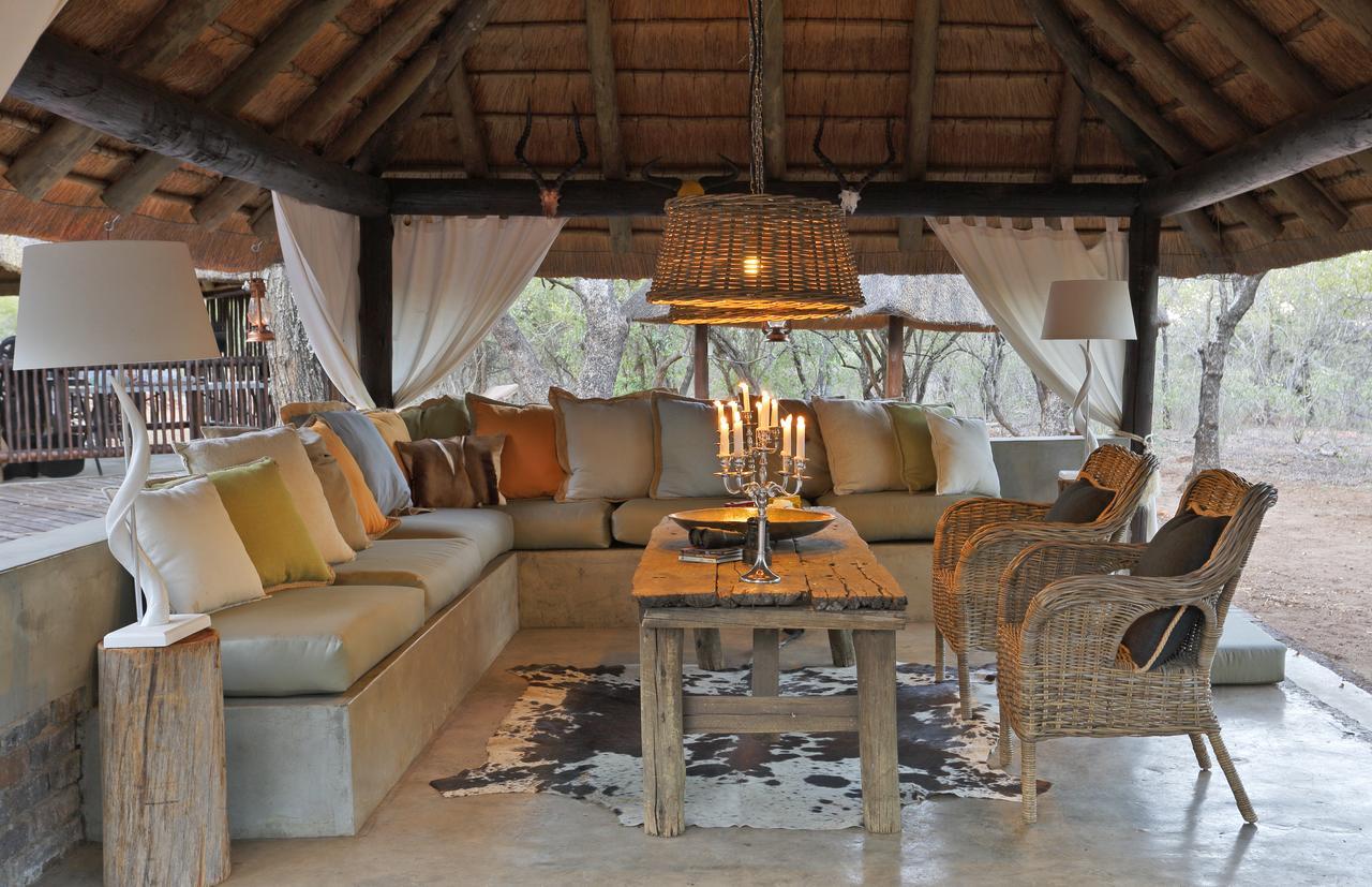 Tusk Bush Lodge Marloth Park Eksteriør billede