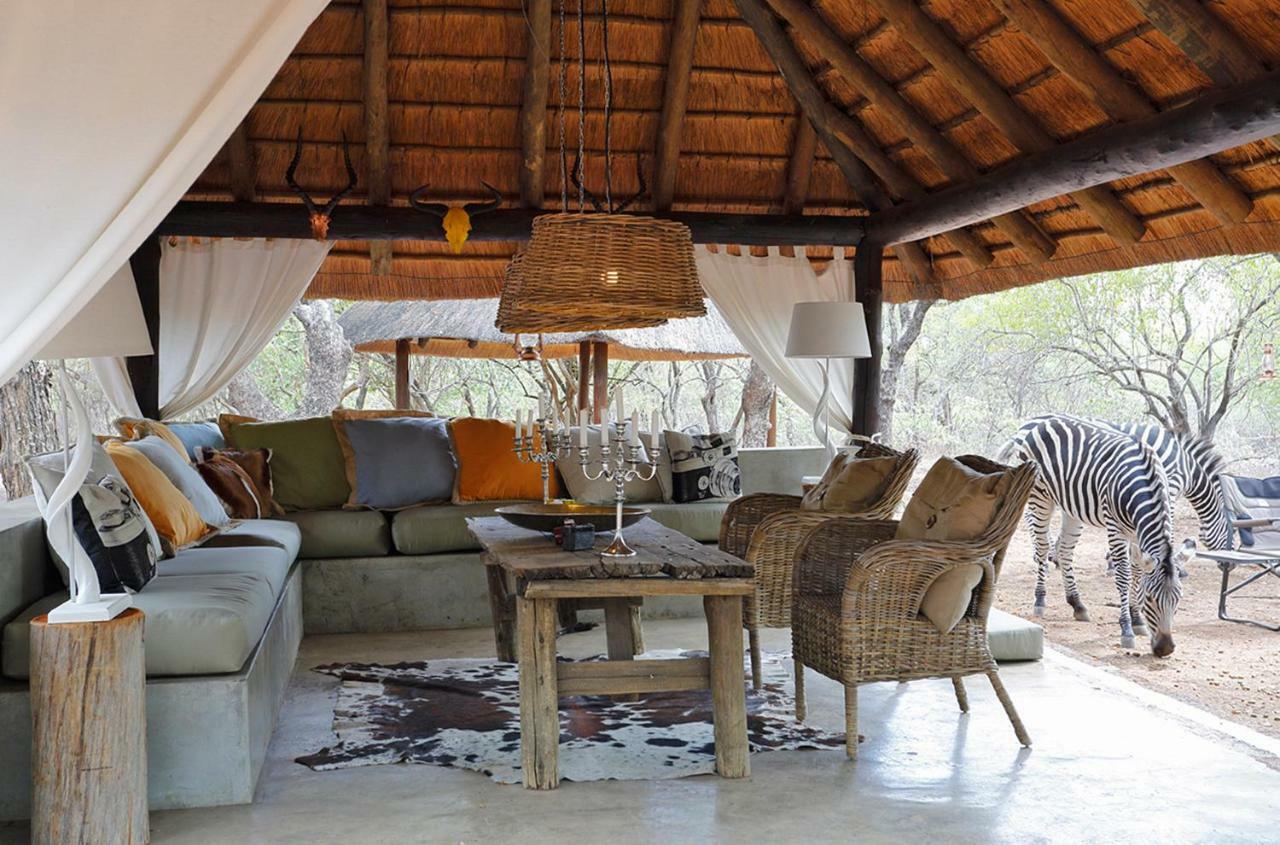Tusk Bush Lodge Marloth Park Eksteriør billede